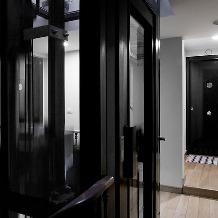Habitat Apartments Latina Madrid Exterior foto